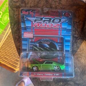 Maisto Pro Rodz 1971 Chevrolet Camaro Z/28 Diecast Car